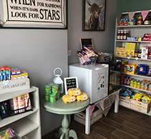 ell's  shop